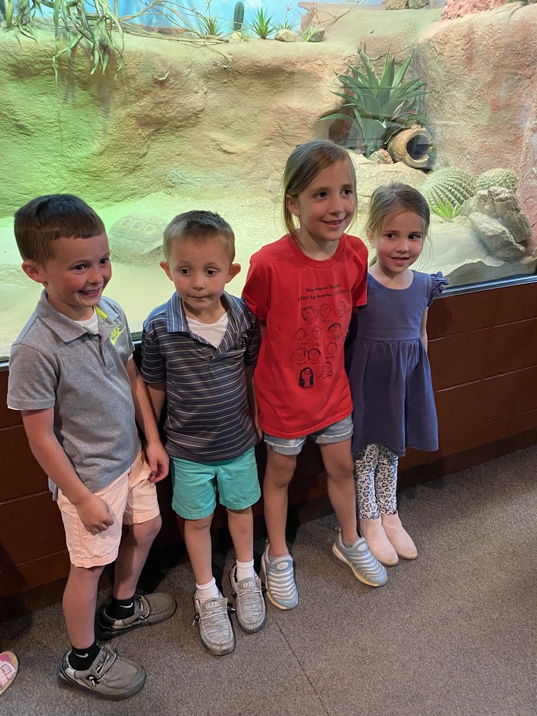 Kindergarten zoo trip